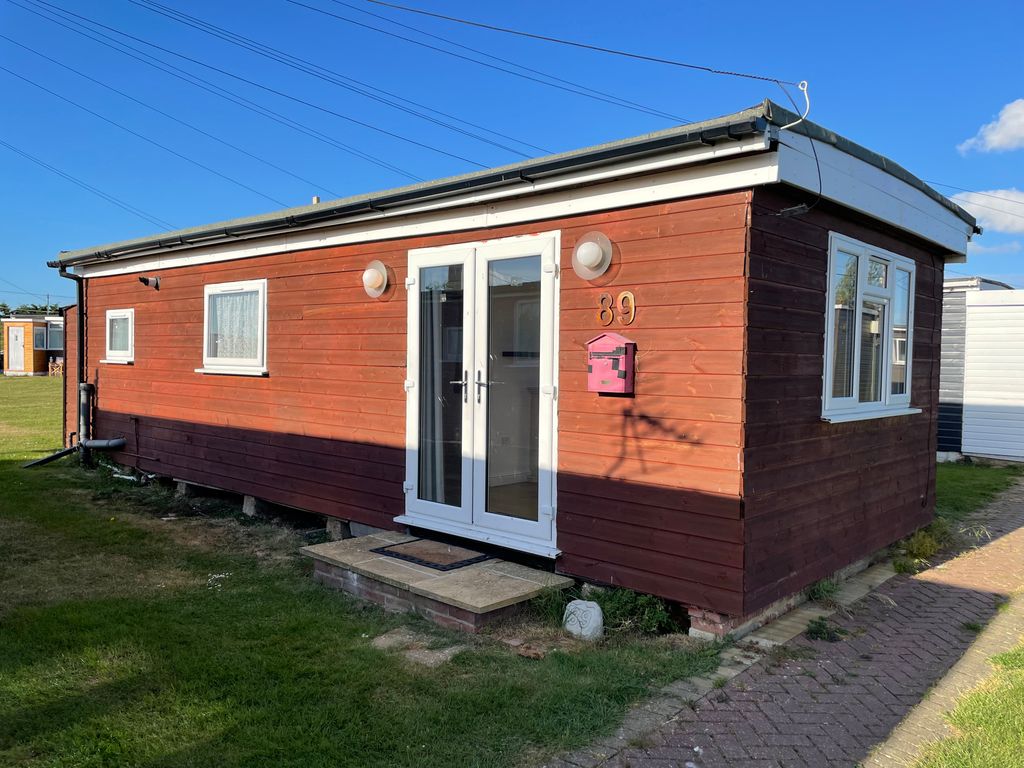 2 bed mobile/park home for sale in Marine Parade, Sheerness ME12 Zoopla