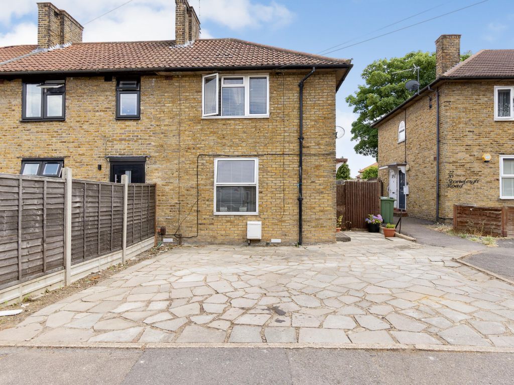 3 bed end terrace house for sale in Stoneleigh Road, Carshalton SM5