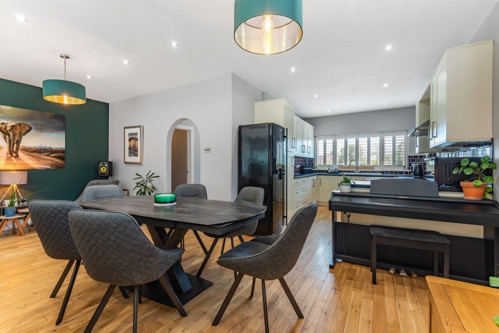 3 bed bungalow for sale in Hill Bottom Close, Whitchurch Hill, Reading