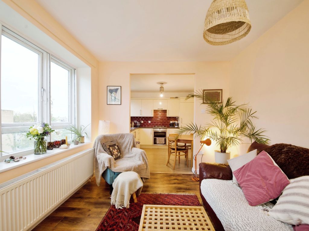 2 bed flat for sale in Dalmeny Avenue, London N7, £500,000 Zoopla