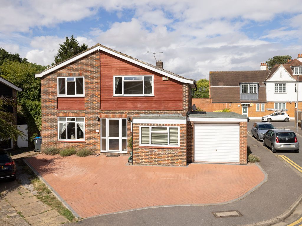 4 bed detached house for sale in Parkgate Close, Kingston Upon Thames