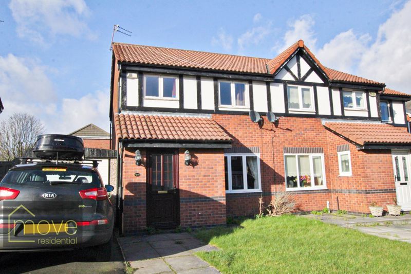 3 bed semidetached house for sale in Hollins Close, Wavertree