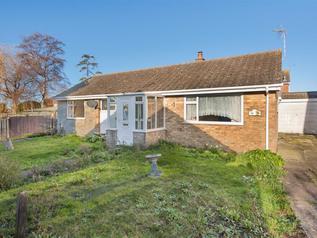 2 bed detached bungalow for sale in Caroline Close, Seasalter