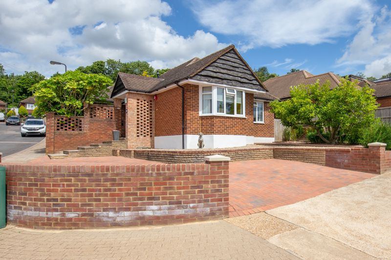 2 bed bungalow for sale in Embry Way, Stanmore HA7 Zoopla