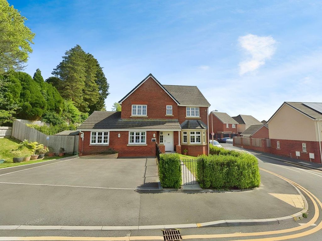 4 bed detached house for sale in Alltacham Drive, Pontardawe, Swansea