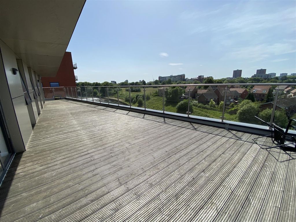 2 bed flat for sale in Adelphi Wharf, Adelphi Street, Salford M3 Zoopla