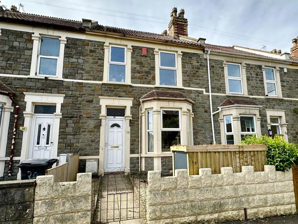 2 bed property for sale in Forest Avenue, Fishponds, Bristol BS16, £