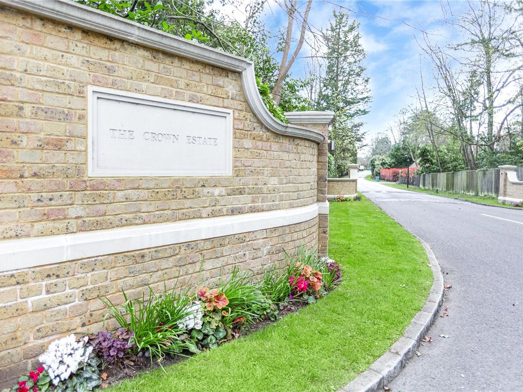Land for sale in Queens Drive, Oxshott, Surrey KT22 Zoopla