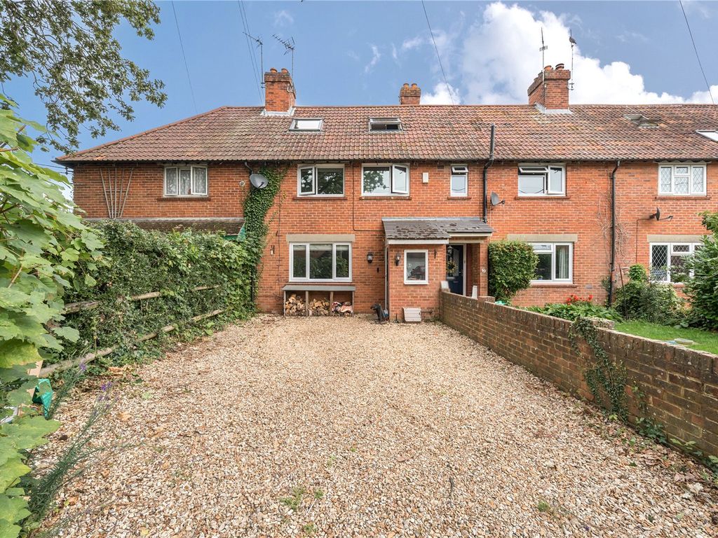 4 bed terraced house for sale in Windmill Road, Mortimer Common