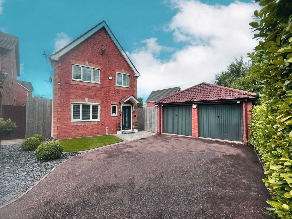 3 bed detached house for sale in Saxon Way, Littledale L33, £249,950