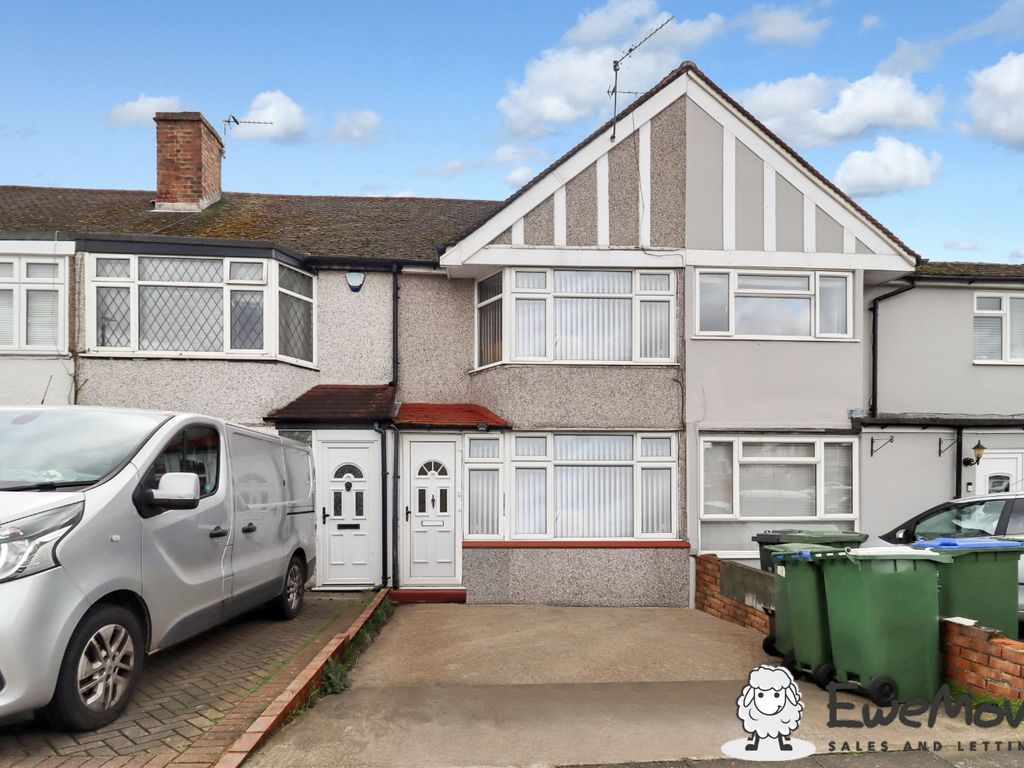 2 bed terraced house for sale in Rowley Avenue, Blackfen, Sidcup DA15