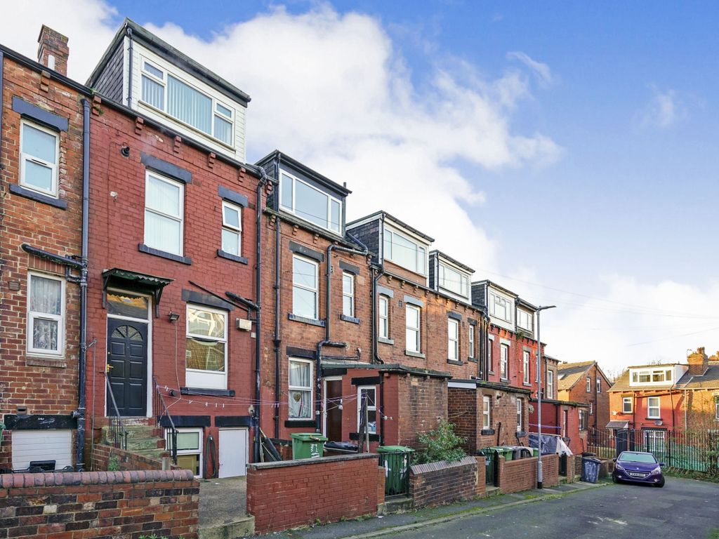 4 bed terraced house for sale in Lunan Place, Leeds LS8 Zoopla