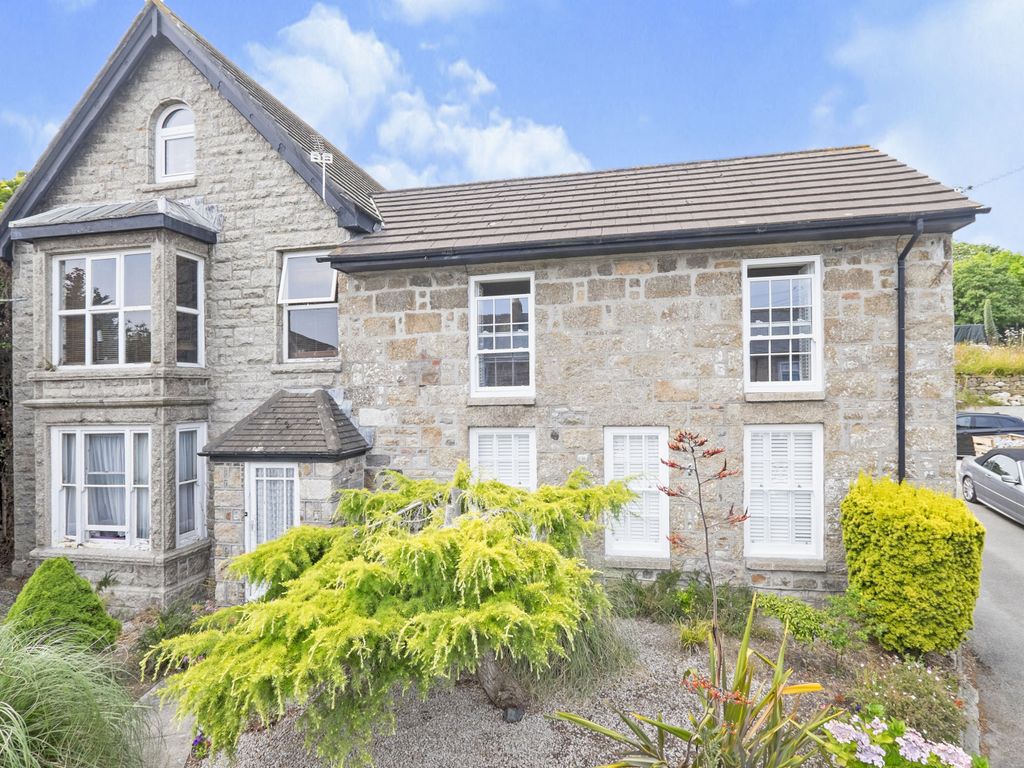 2 bed flat for sale in Fore Street, Lelant, St. Ives TR26 Zoopla