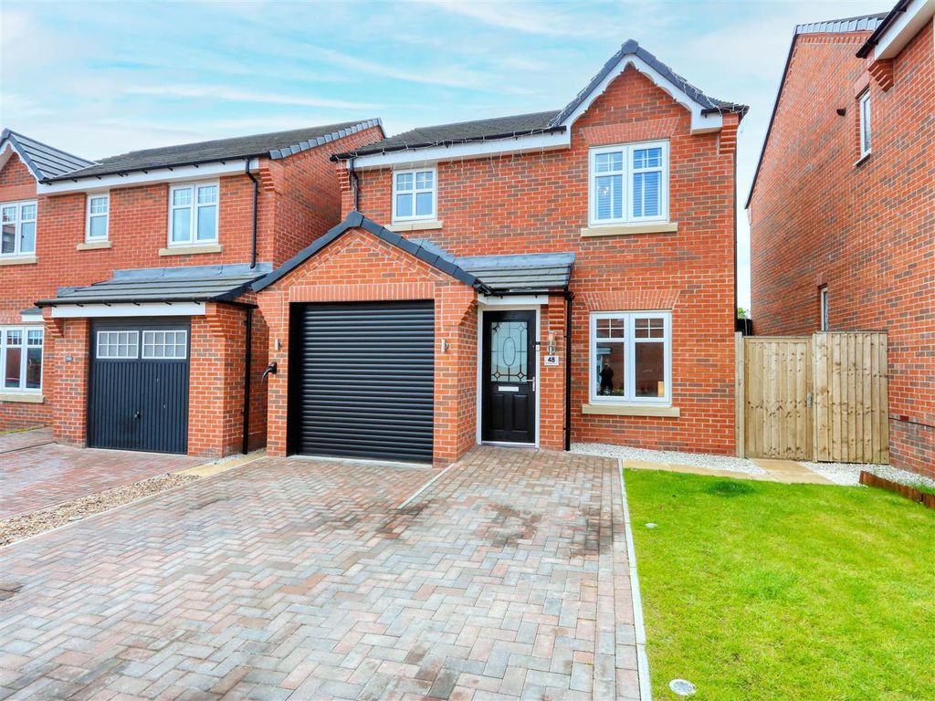 3 bed detached house for sale in Windwhistle Drive, Grassmoor