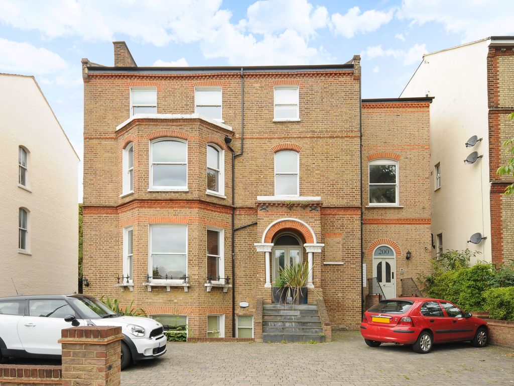 1 bed flat to rent in Ewell Road, Surbiton KT6, £1,250 pcm Zoopla