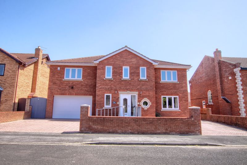 5 bed detached house for sale in Priorwood Gardens, Ingleby Barwick