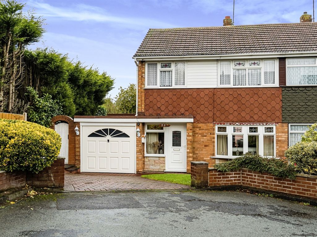 3 bed semidetached house for sale in Watts Close, Tipton DY4 Zoopla