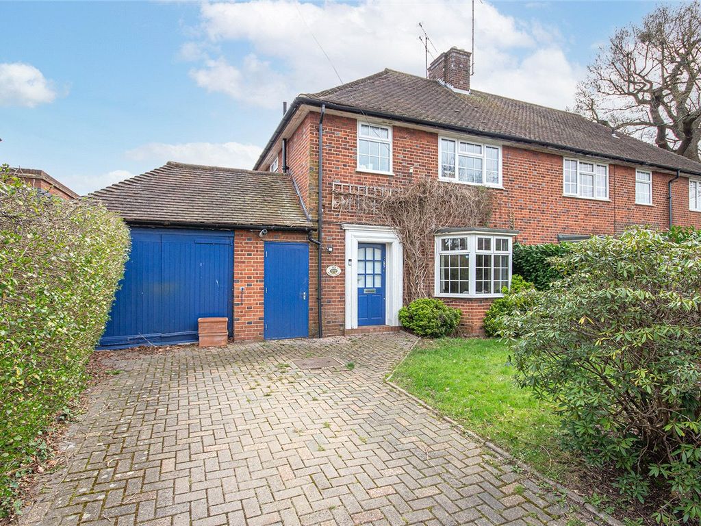 3 bed semidetached house for sale in Handside Lane, Welwyn Garden City