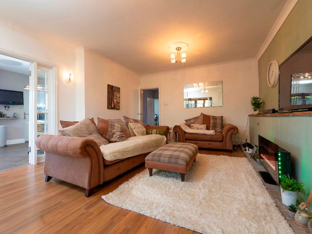 4 bed detached house for sale in Pentwyn Court, Blackwood NP12, £485,000 Zoopla