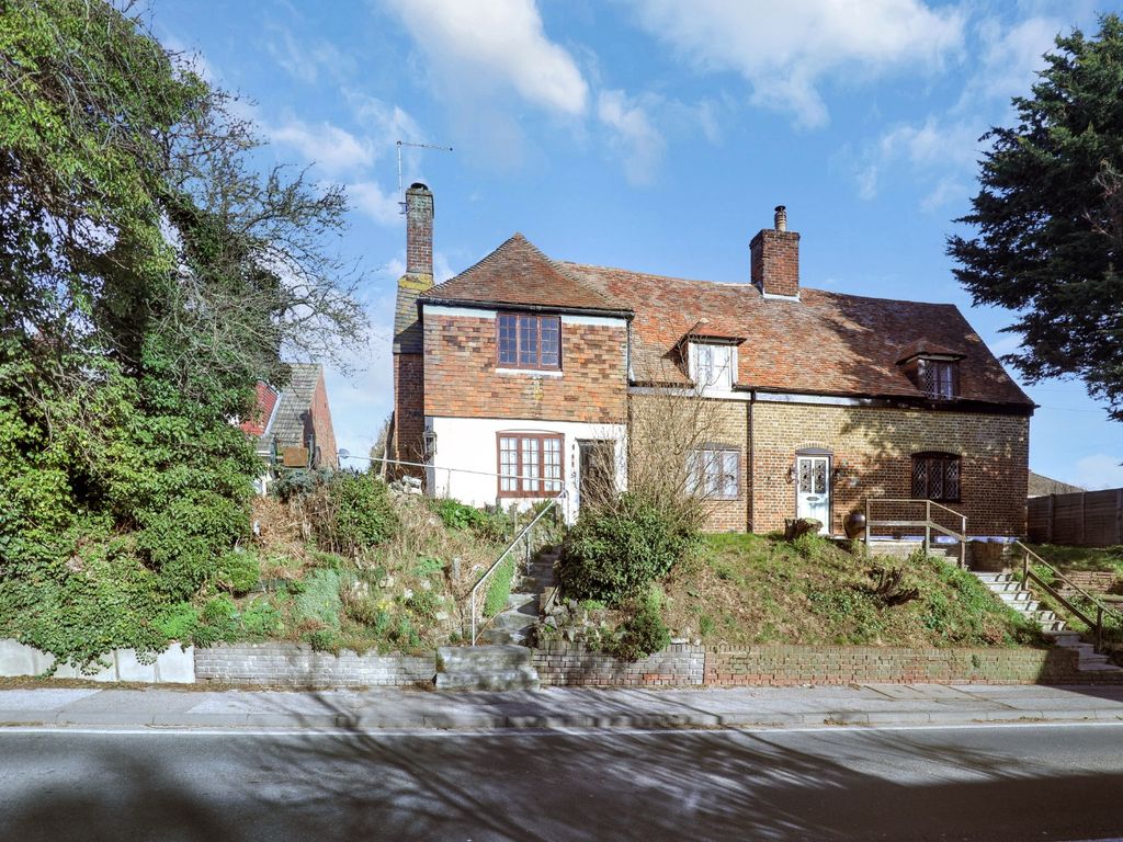 2 bed semidetached house for sale in Keycol Hill, Bobbing