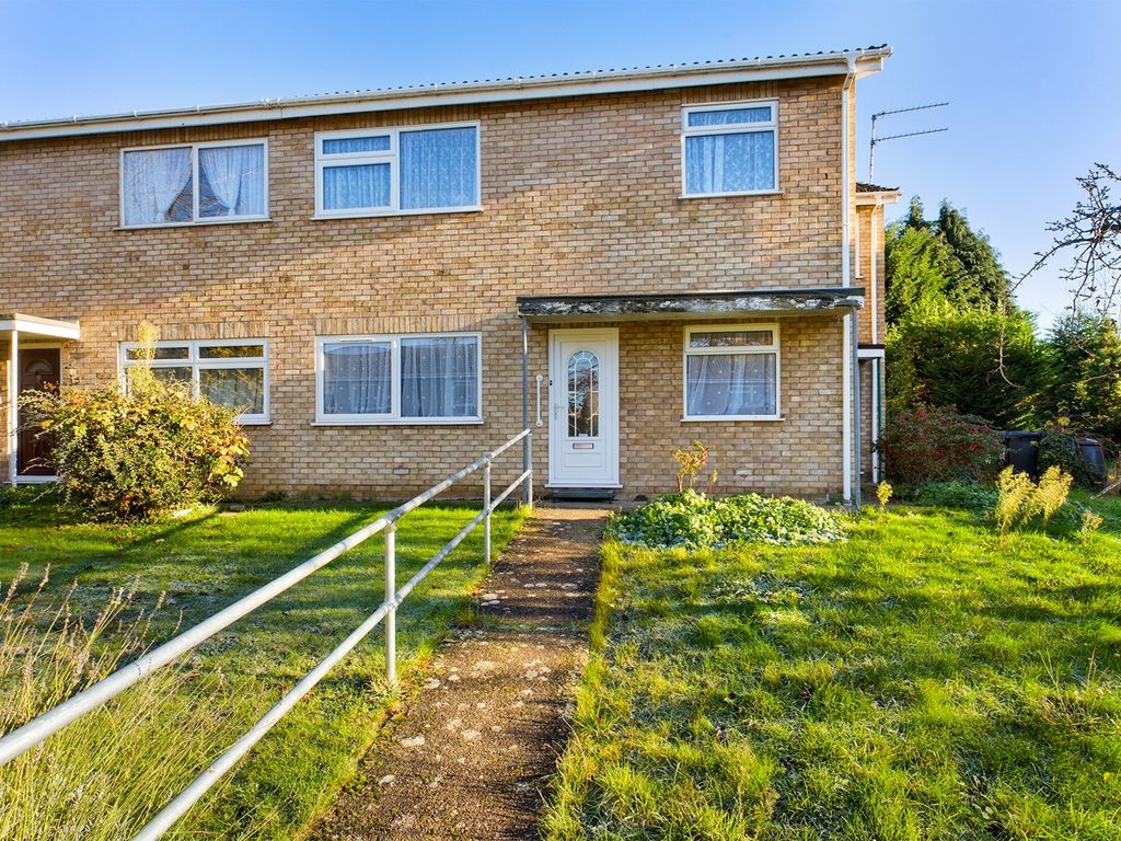 2 bed flat for sale in Maple Road, Downham Market PE38 Zoopla
