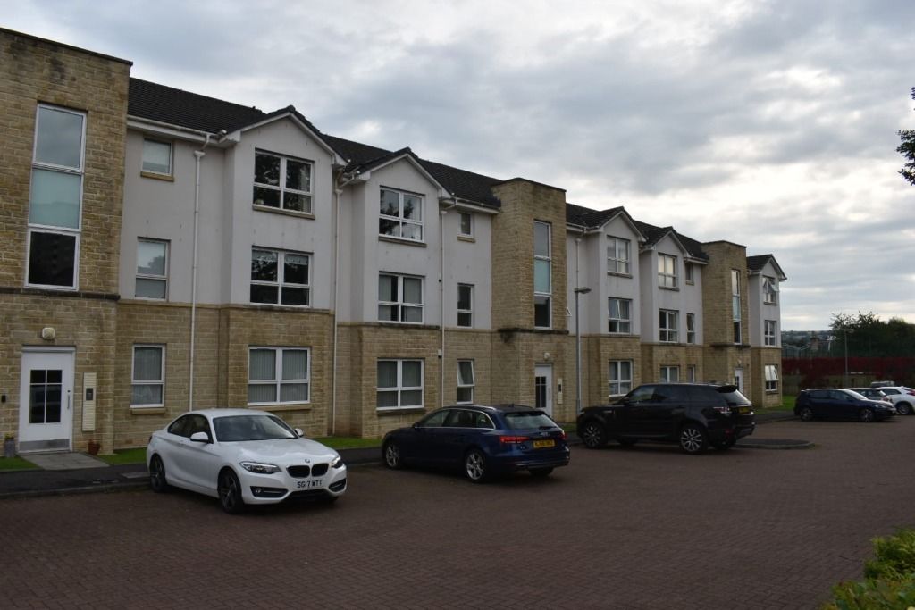 2 bed flat to rent in Windmill Court, Hamilton, South Lanarkshire ML3