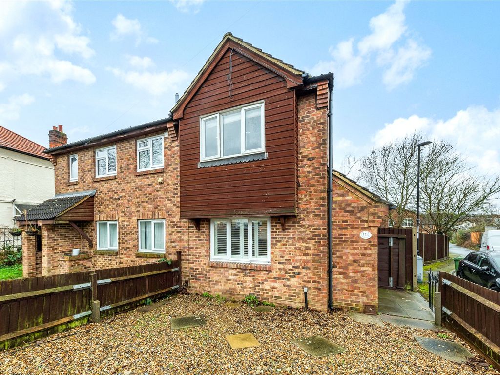 2 bed semidetached house for sale in Lane, London SE13, £