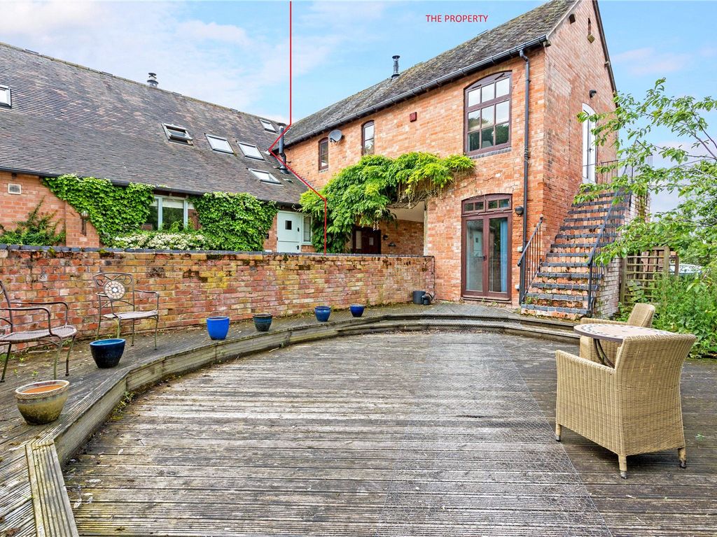 4 bed barn conversion for sale in Goldicote, StratfordUponAvon CV37