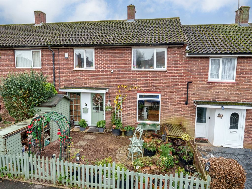 3 bed terraced house for sale in Davenport Road, Bracknell, Berkshire