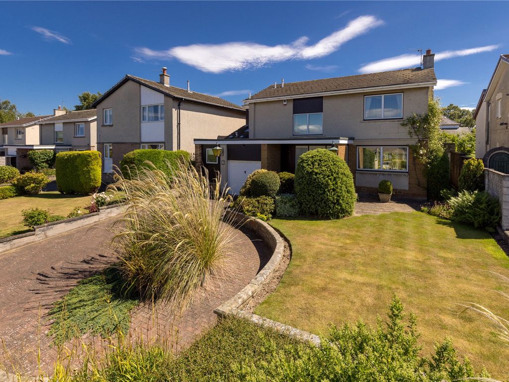 4 bed detached house for sale in Cramond Gardens, Edinburgh EH4 Zoopla