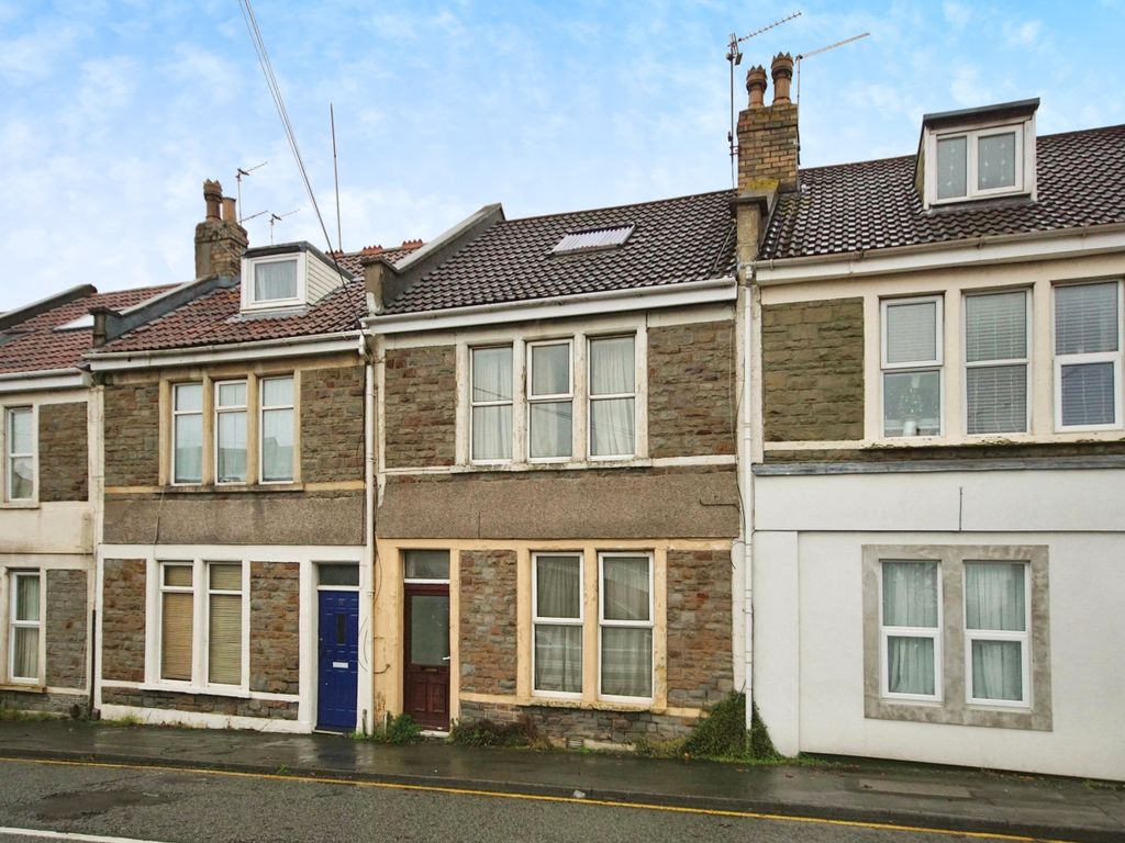 4 bed terraced house for sale in Soundwell Road, Staple Hill, Bristol
