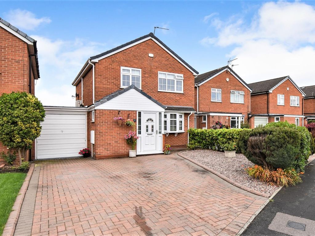 4 bed property for sale in Merlewood Drive, Tyldesley, Manchester M29