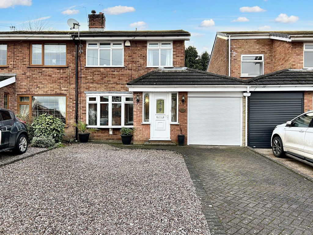 3 bed semidetached house for sale in Rivington Drive, Burscough L40, £