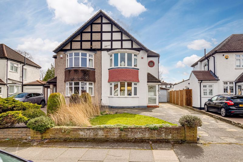 3 bed semidetached house for sale in Kingsway, West Wickham BR4 Zoopla