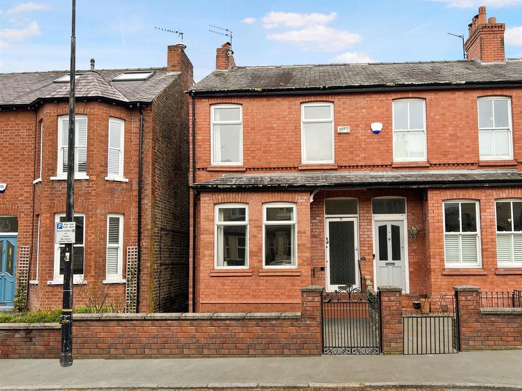 3 bed end terrace house for sale in Ashfield Road, Hale, Altrincham