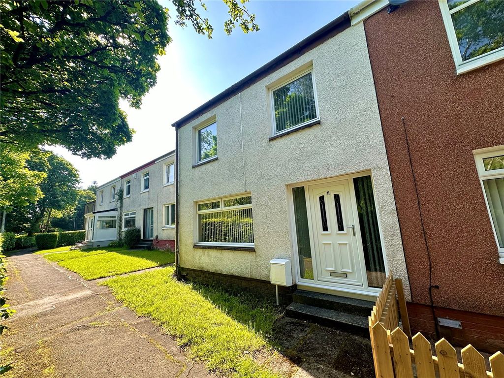3 bed terraced house for sale in Broom Crescent, Greenhills, East