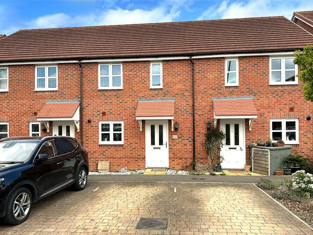 2 bed terraced house for sale in Hinchliff Drive, Littlehampton, West