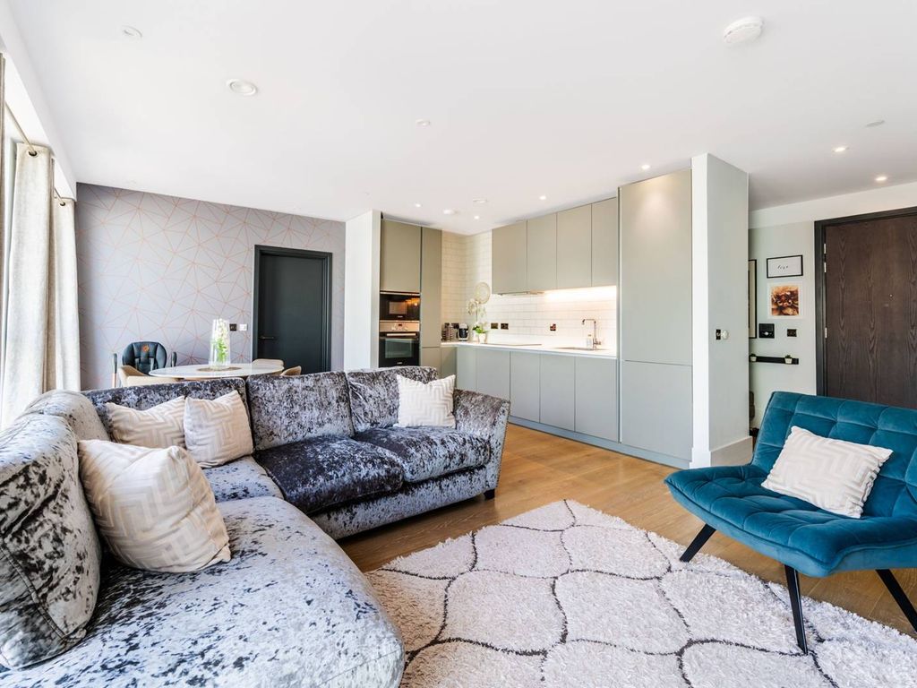 Leon House, Croydon CR0  