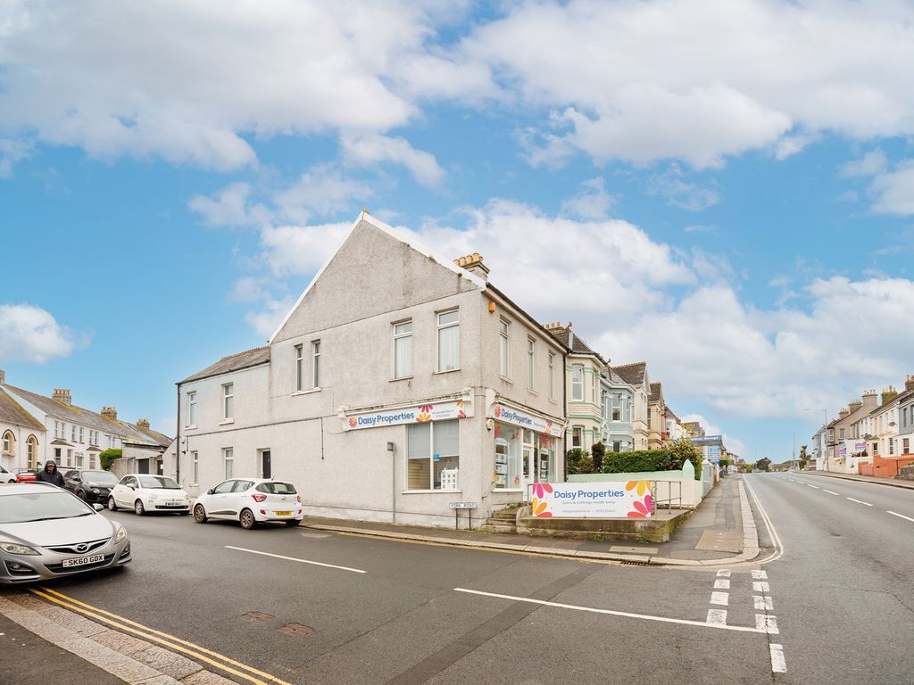 3 bed end terrace house for sale in York Road, Torpoint PL11 Zoopla