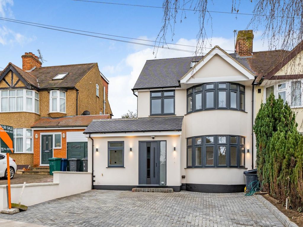 4 bed semidetached house for sale in Stoneyfields Lane, Edgware HA8, £