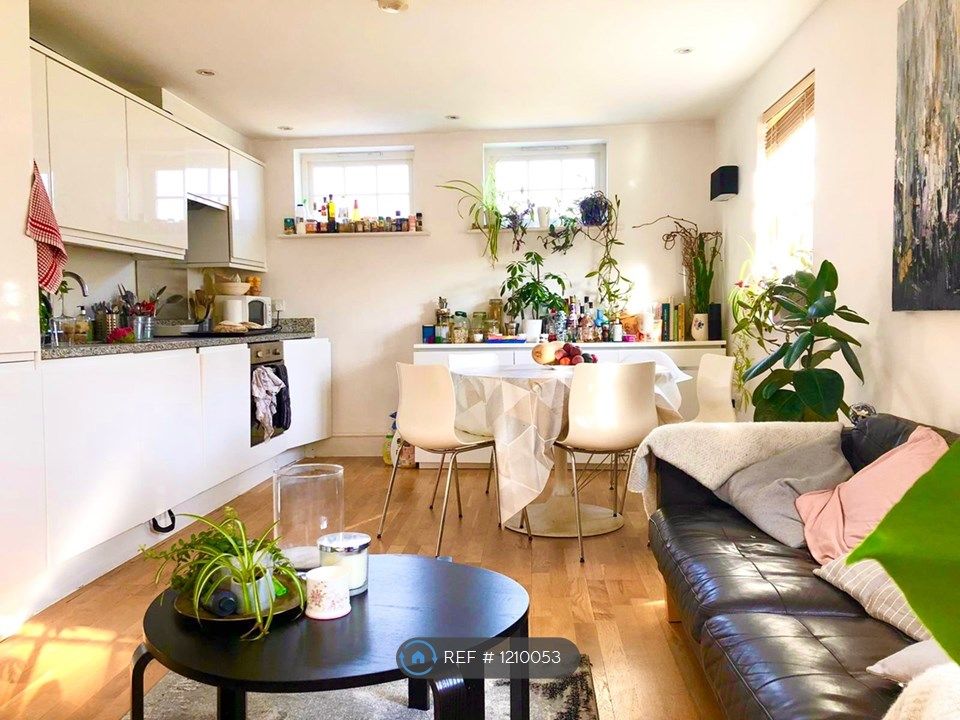 3 bed semidetached house to rent in Troon Street, London E1 Zoopla