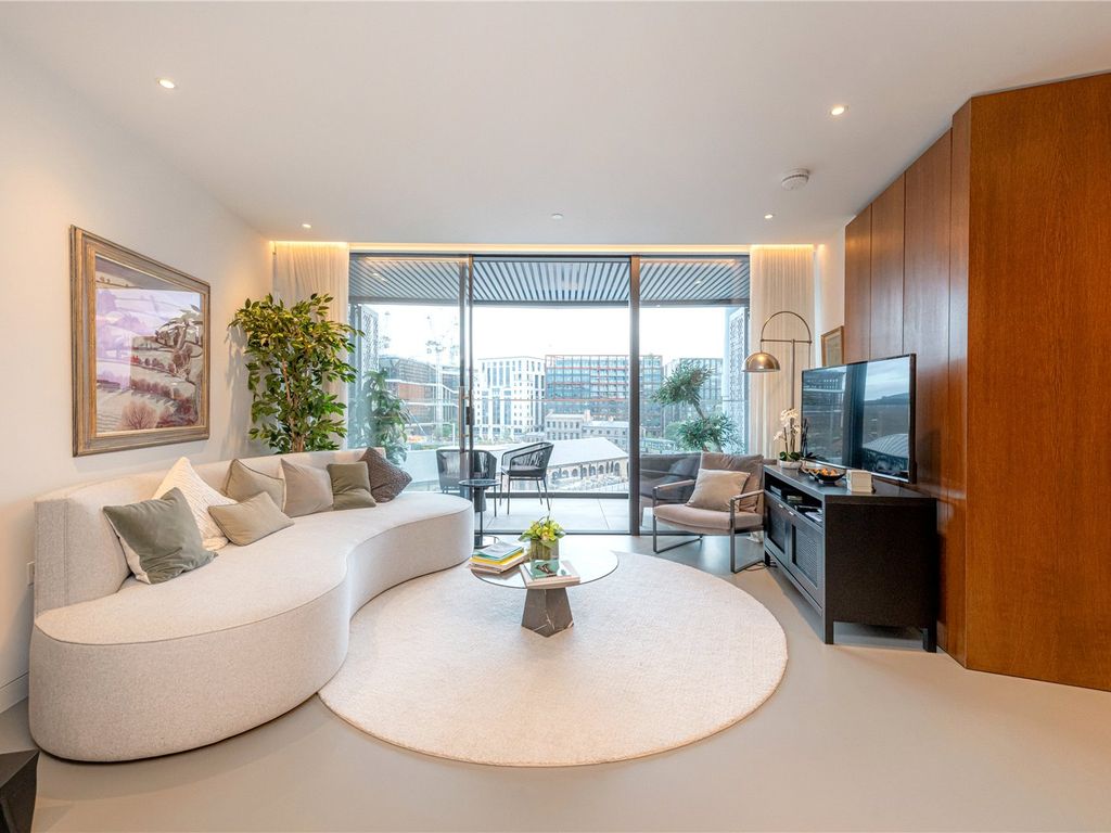 New home, 2 bed flat for sale in Gasholders, King's Cross N1C, £