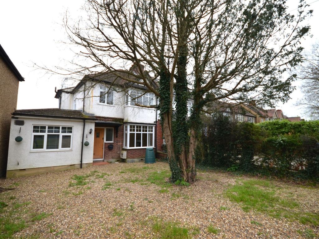 4 bed semidetached house to rent in Elms Road, Harrow Weald HA3, £