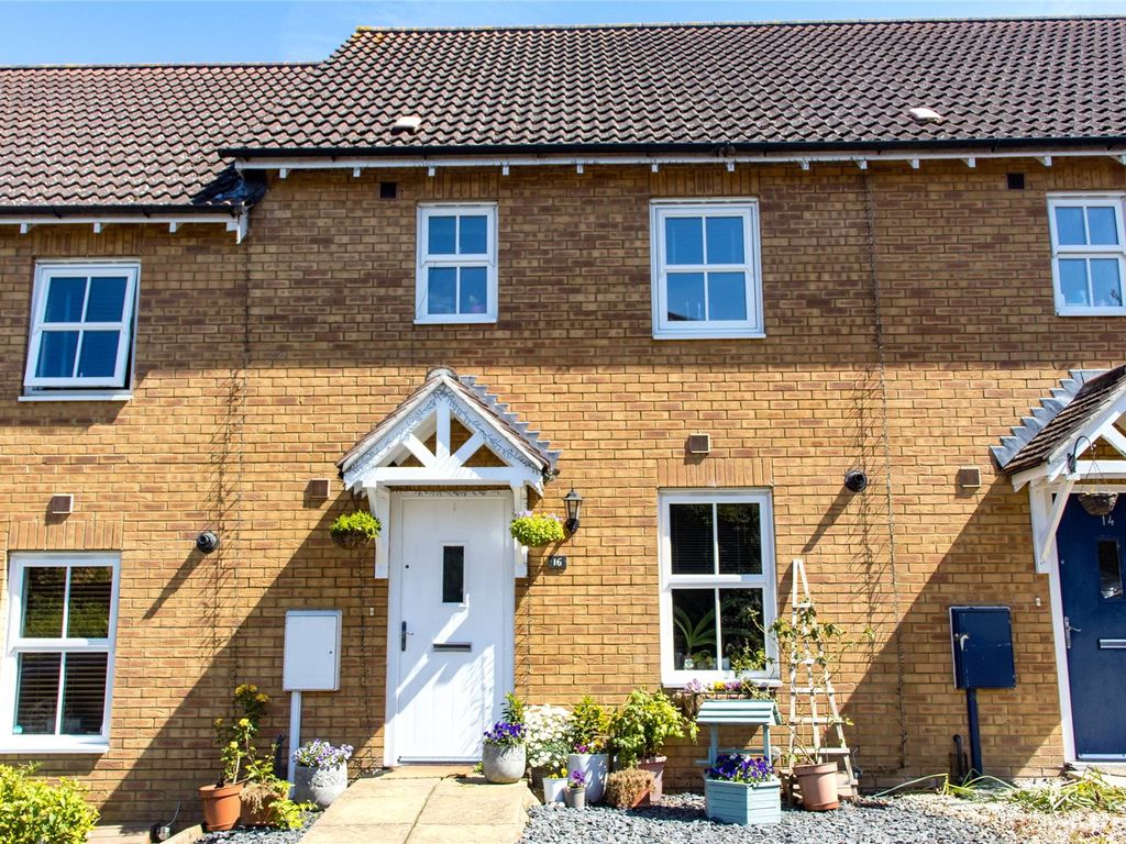 3 bed terraced house for sale in Odo Rise, Gillingham, Kent ME7 Zoopla