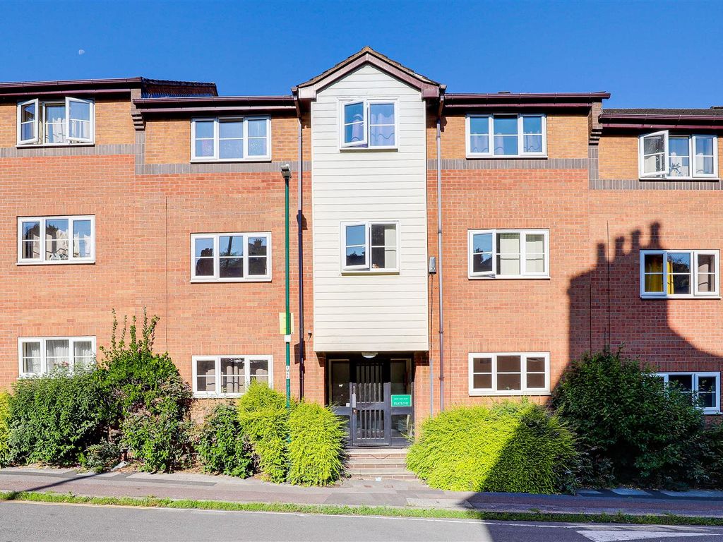 1 bed flat for sale in Greenbank Court, Mansfield Street, Sherwood