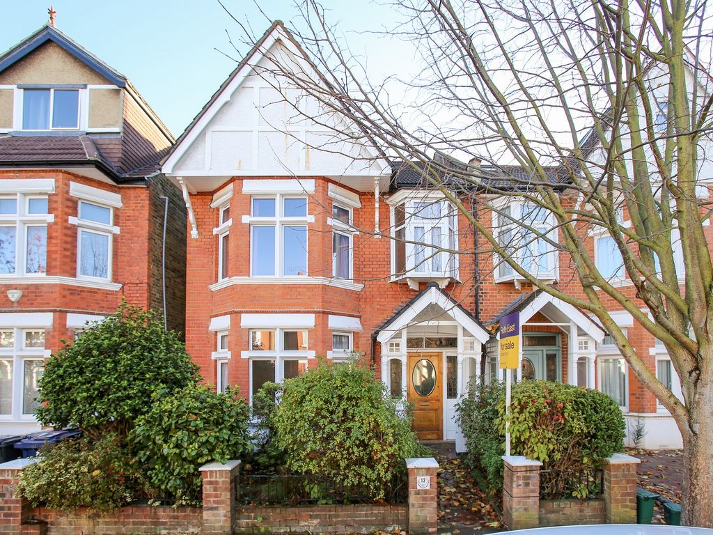 Craven Avenue, Ealing W5  