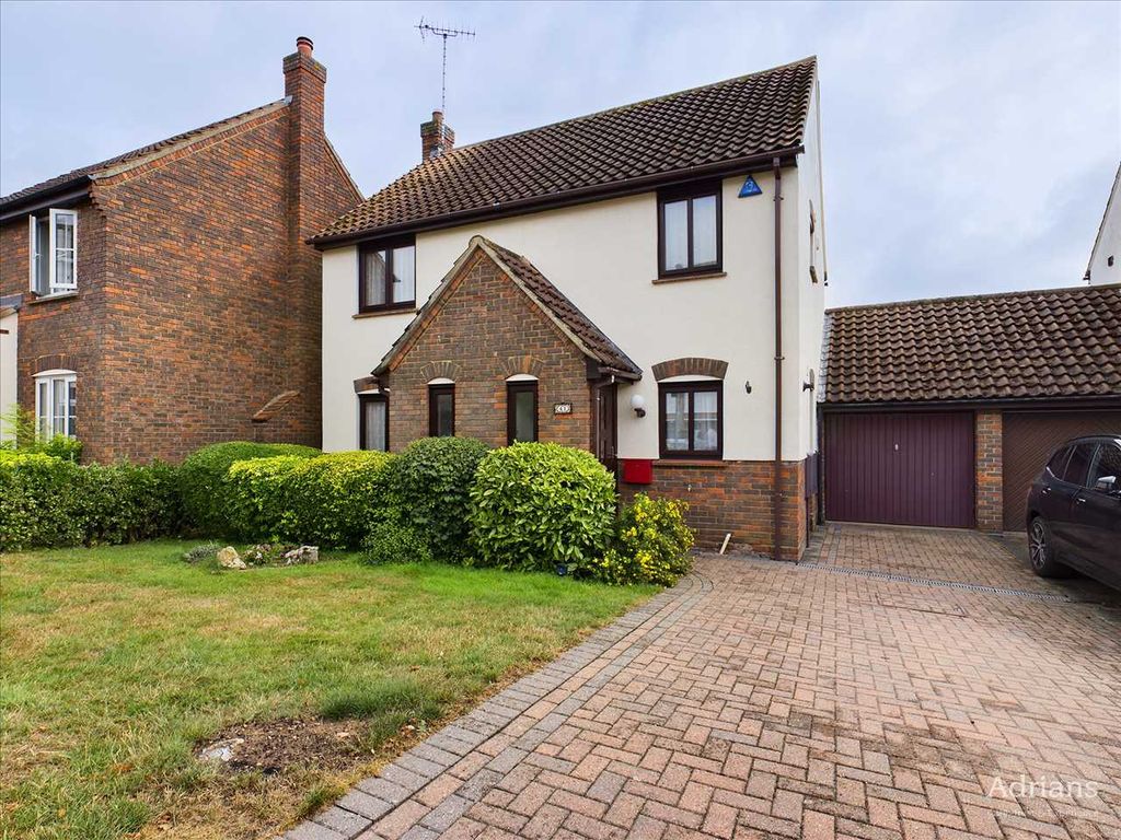 4 bed detached house for sale in St. Fabians Drive, Chelmsford CM1 Zoopla