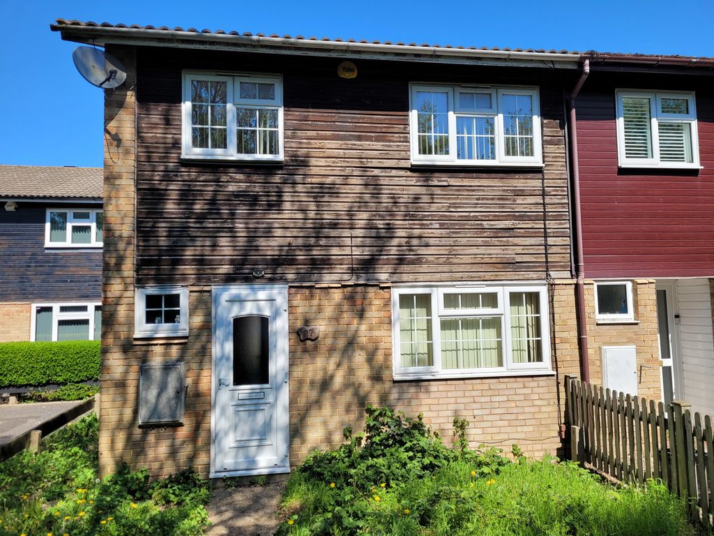 3 bed end terrace house to rent in Cervia Way, Gravesend DA12 Zoopla