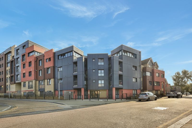 1 bed flat to rent in Invito House, Gants Hill IG2 Zoopla