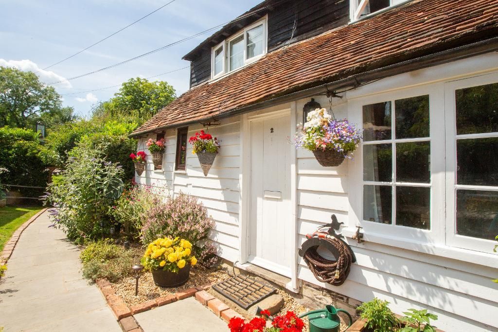 2 bed terraced house for sale in Warren Cottages, Fletching Street